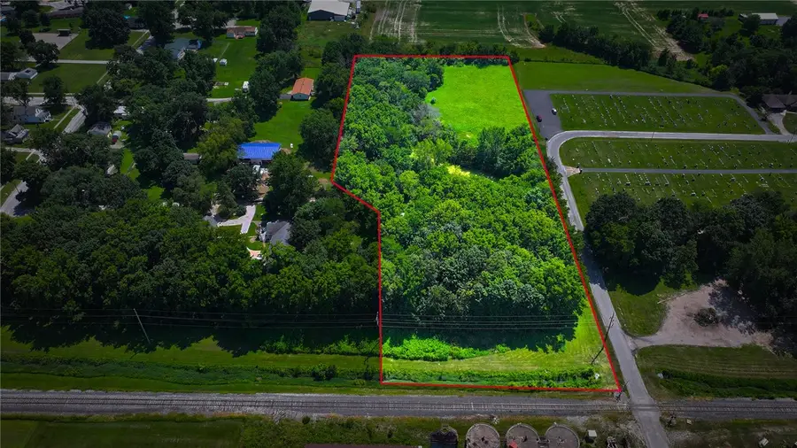 White Oak Street, Camargo, IL 61919 - #3