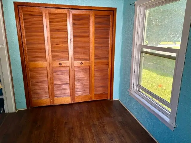 604 Wabash Avenue, Mattoon, IL 61938 - #3