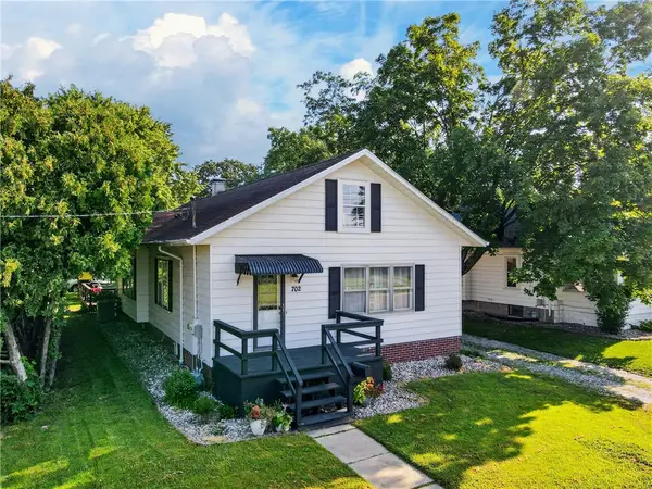 702 E Jefferson Avenue, Effingham, IL 62401