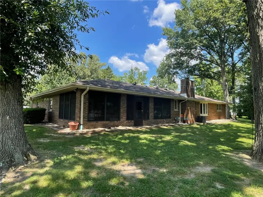 2604 S Park Street, Effingham, IL 62401 - #3