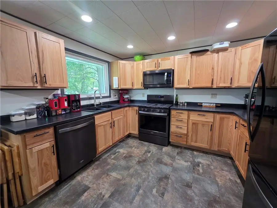 301 W Hawthorne Drive, Effingham, IL 62401 - #2