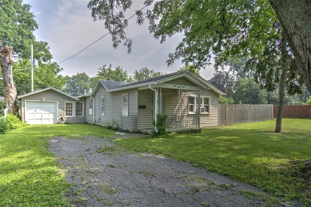 1420 E Decatur Street, Decatur, IL 62521 - #1