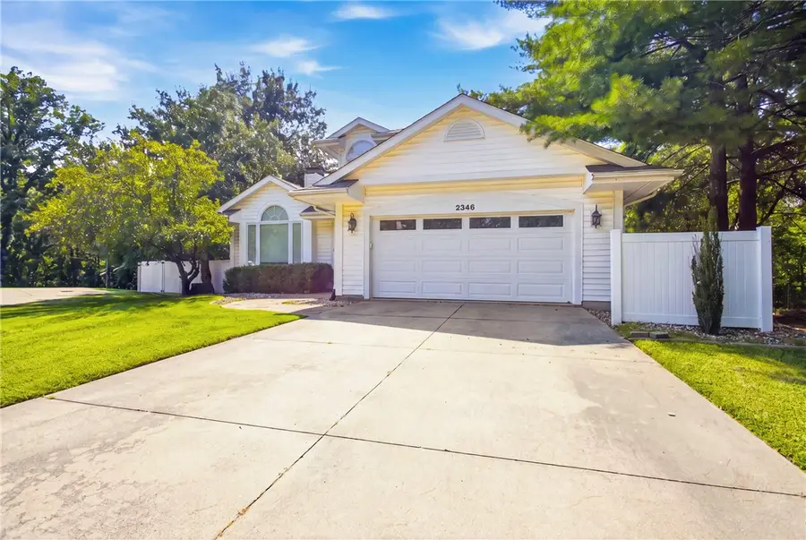 2346 Saratoga Place, Charleston, IL 61920 - #3