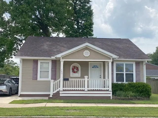 208 7th Street, Charleston, IL 61920 - #1
