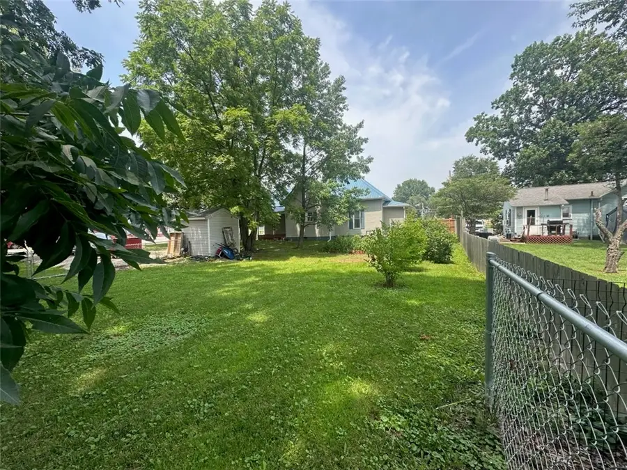 515 N 2nd Street, Marshall, IL 62441 - #3