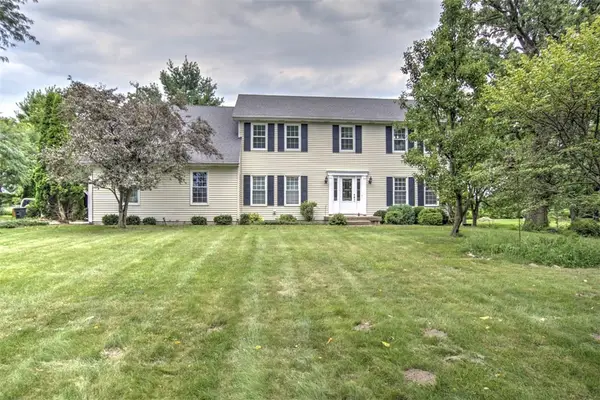 8566 Hickory Hills Drive, Argenta, IL 62501