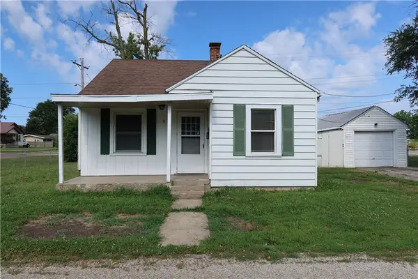 1 Brown Court, Mattoon, IL 61938