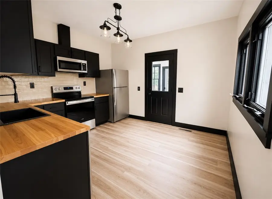 230 E Madison Street, Paris, IL 61944 - #3