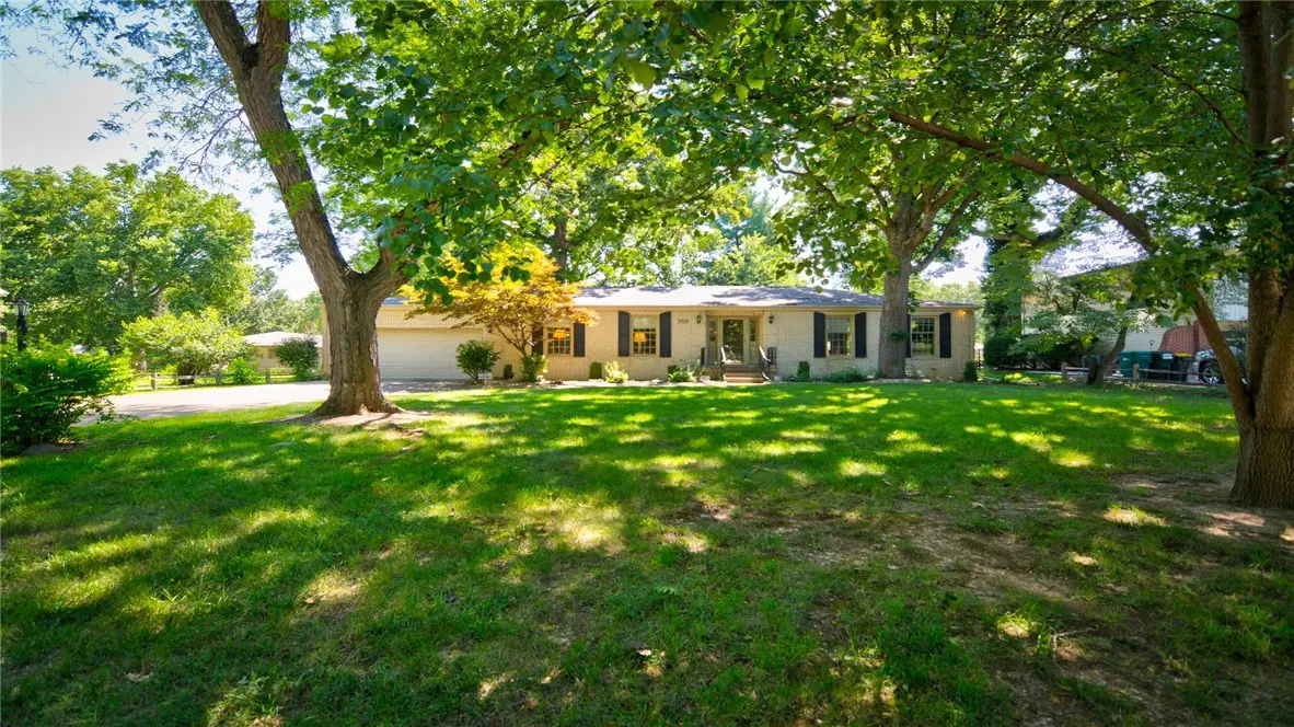 5224 Yavapai Drive, Forsyth, IL 62535 - #1