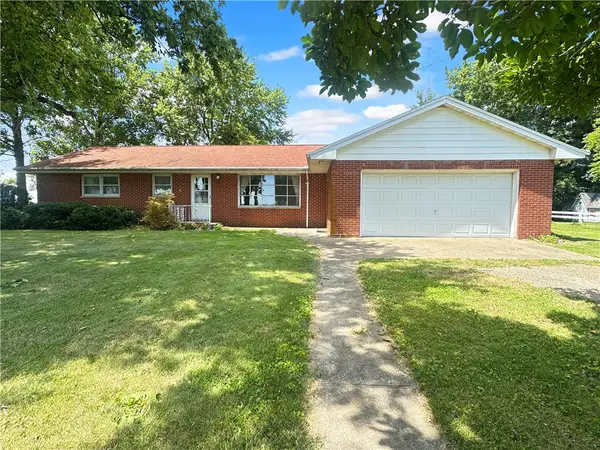 971 E County Road 1450 N, Humboldt, IL 61931