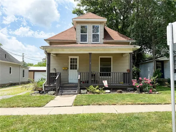 733 N Boone Street, Olney, IL 62450