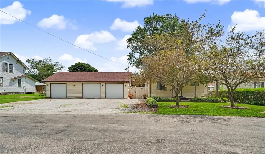203 Mack Street, Georgetown, IL 61846 - #3
