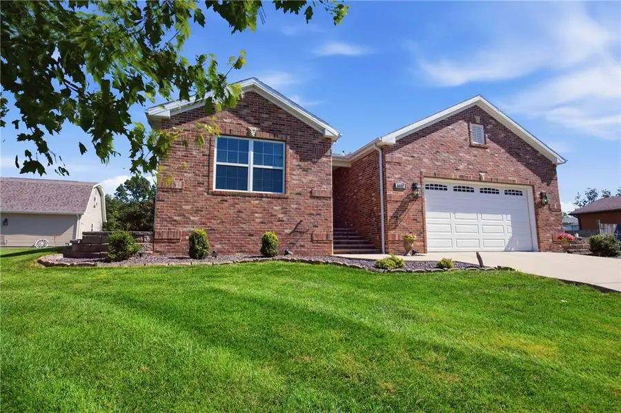 1117 Polk Avenue, Charleston, IL 61920 - #2