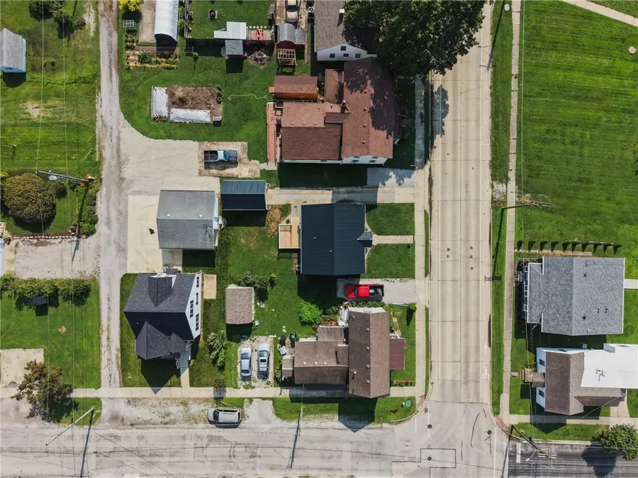 304 Saint Anthony Avenue, Effingham, IL 62401 - #2
