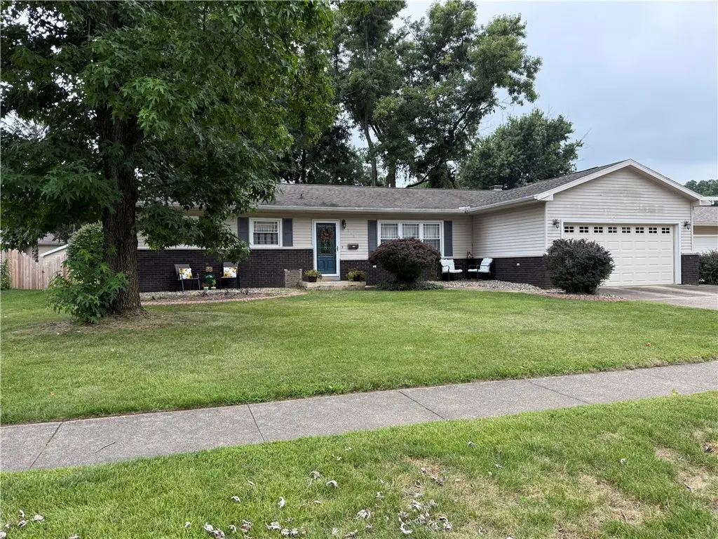1018 Westgate Drive, Charleston, IL 61920 - #1