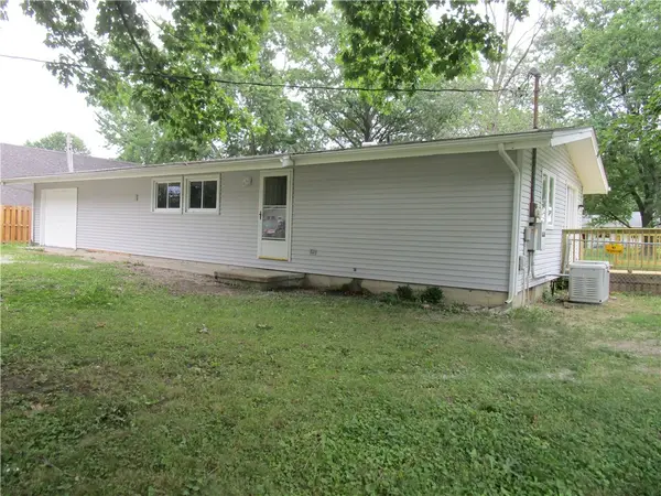 208 S Vollintine Avenue, Taylorville, IL 62568