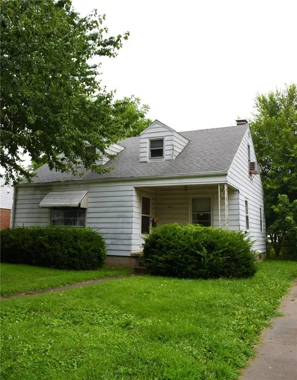 430 E Pierson Avenue, Decatur, IL 62526