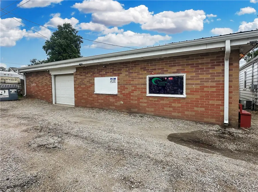 713 N 12th Street, Mattoon, IL 61938 - #3