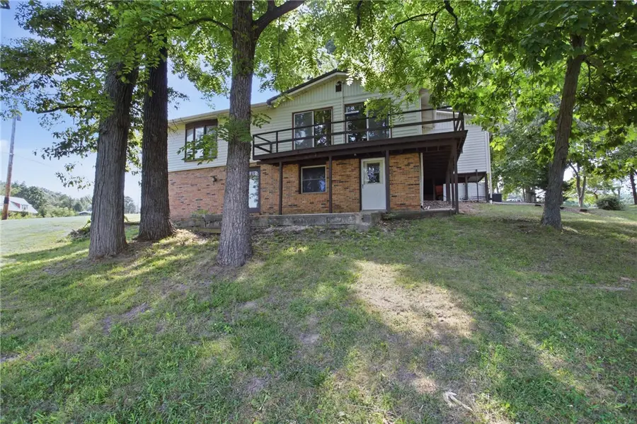 15981 N Hillcrest Drive, Effingham, IL 62401 - #2