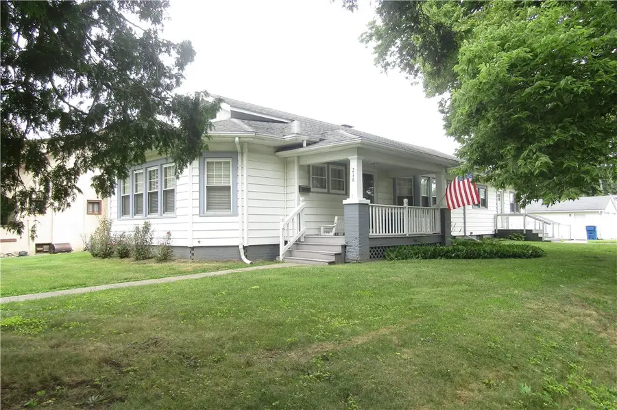 216 Maple Street, Rossville, IL 60963 - #2