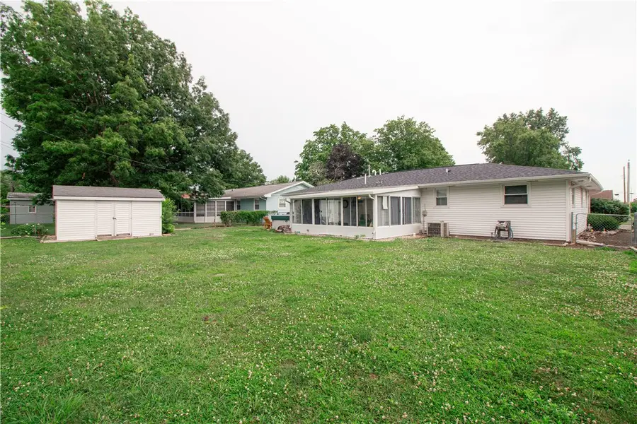 2404 Essex Avenue, Mattoon, IL 61938 - #2