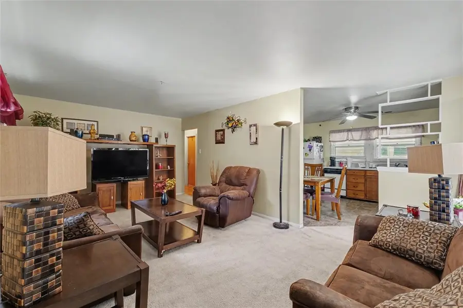 902 S Belmont Avenue, Decatur, IL 62521 - #3