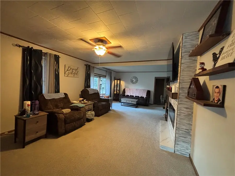700 N Lodge Street, Shelbyville, IL 62565 - #2
