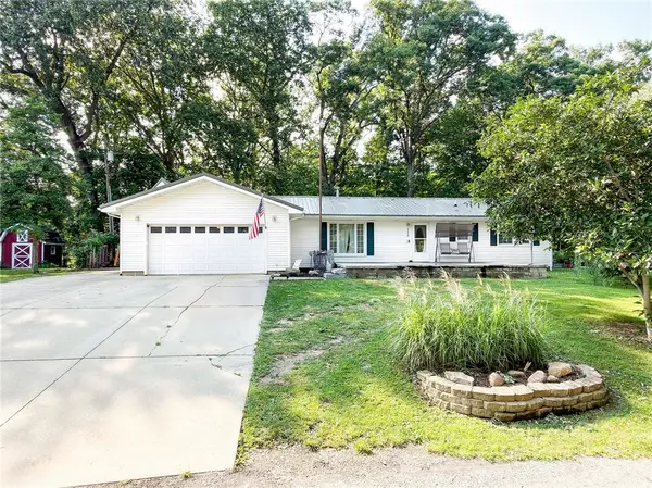 112 Valley Road, Marshall, IL 62441