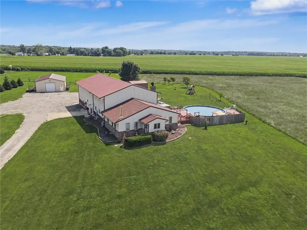 6603 N 1800 East Road, Georgetown, IL 61846 - #1
