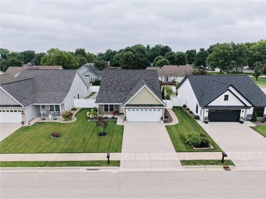 2321 Lilly Street, Effingham, IL 62401 - #3