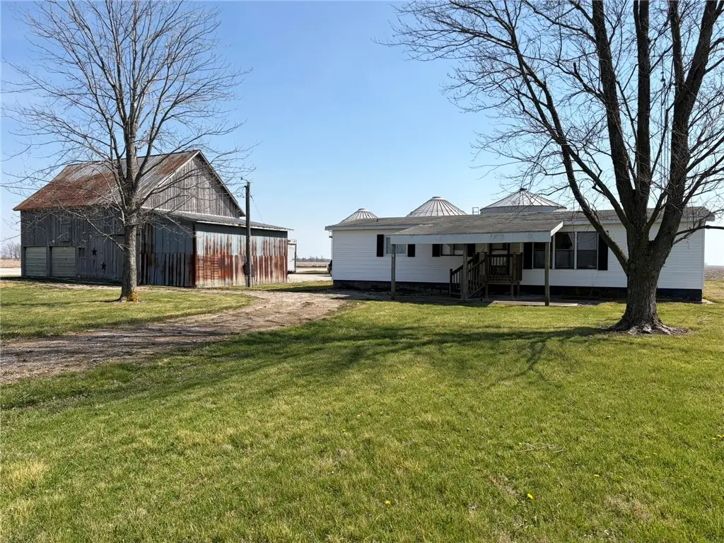 7676 N 1st Street, Altamont, IL 62411 - #1