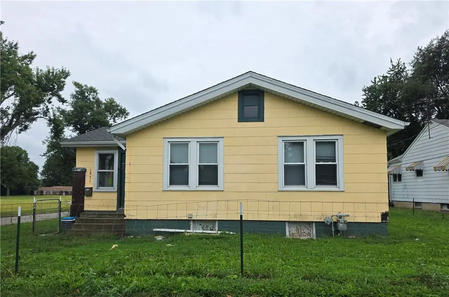 1871 E Lawrence Street, Decatur, IL 62521 - #3
