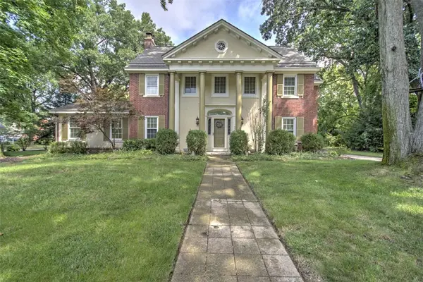 564 Bradley Court, Decatur, IL 62522