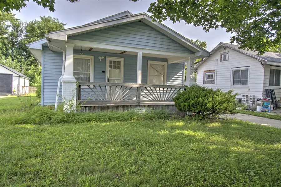 1260 E Johns Avenue, Decatur, IL 62521 - #2