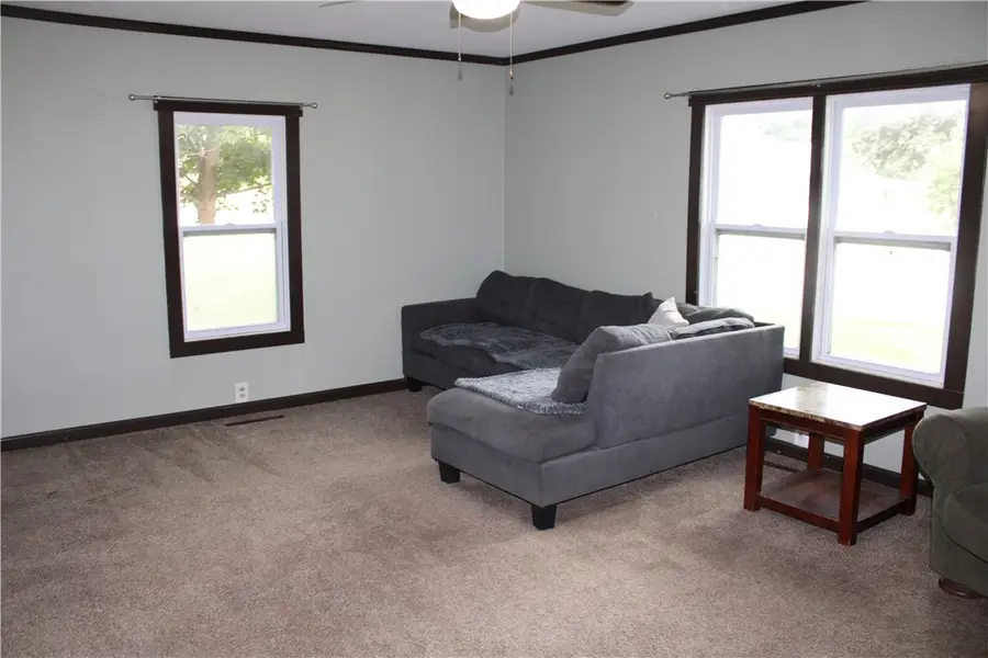 704 W South 3rd Street, Shelbyville, IL 62565 - #2