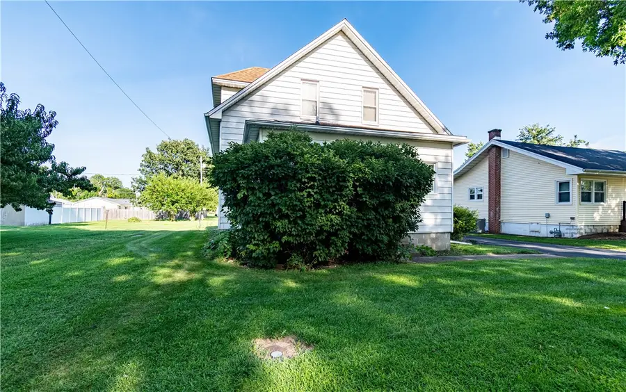 146 N Melrose Street, Argenta, IL 62501 - #2