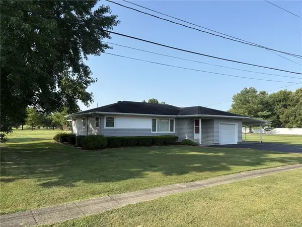 204 Orchard Drive, Newton, IL 62448