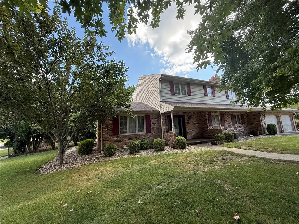 1401 Stinson, Mattoon, IL 61938 - #1