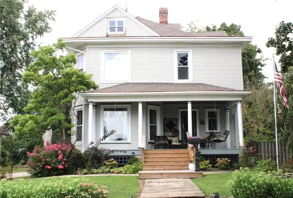 607 W North 1st Street, Shelbyville, IL 62565