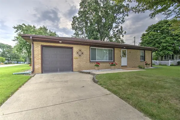 26 Maple Court, Decatur, IL 62526