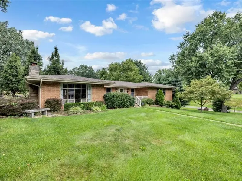 73 Town And Country Drive, Decatur, IL 62526 - #3