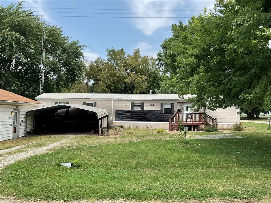 202 Benton Street, Tower Hill, IL 62571 - #2