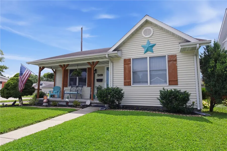 509 E Saint Louis Avenue, Effingham, IL 62401 - #2