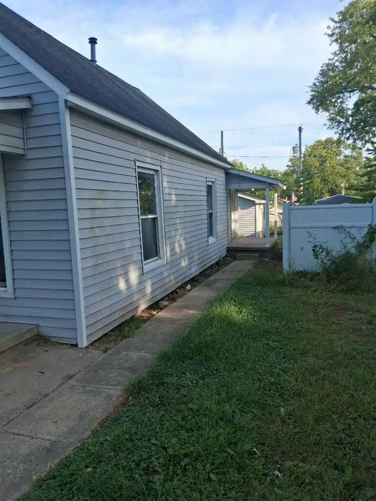 305 8th Street, Georgetown, IL 61846 - #3