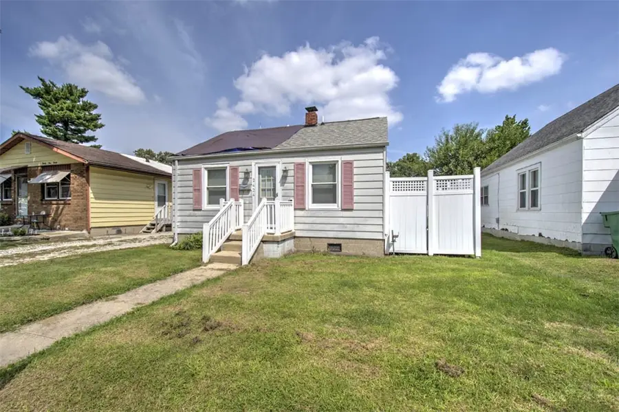 2424 E Main Street, Decatur, IL 62521 - #2