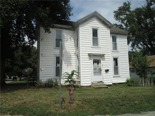 800 E 3rd Street, Pana, IL 62557