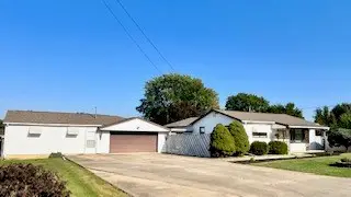 106 Pine Street, Westville, IL 61883