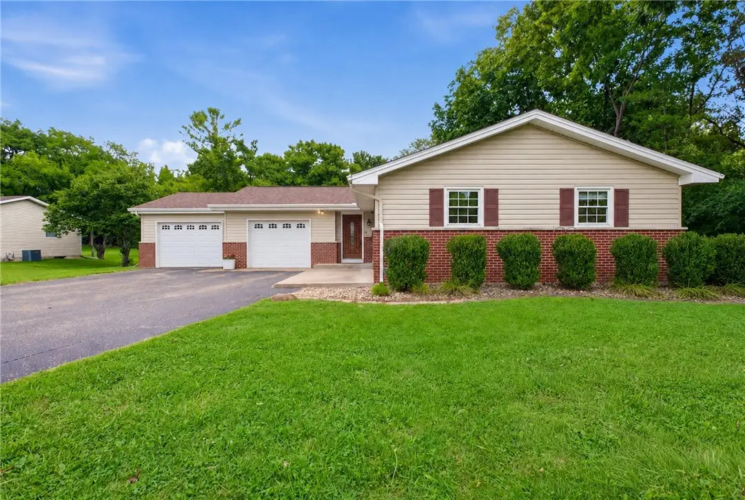 2825 4th Street, Charleston, IL 61920 - #1