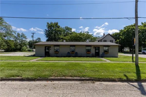 105 Warren Street, Moweaqua, IL 62550