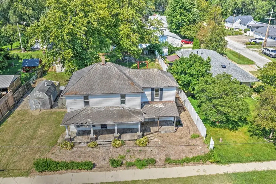 235 Warren Street, Warrensburg, IL 62573 - #2